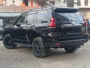 Toyota Land Cruiser Prado 2021 Black