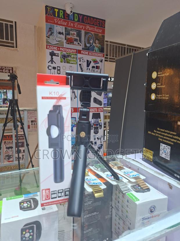 Wireless Phone Selfie Stick With Remote Shutter - thumbnail 2