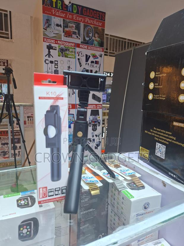 Wireless Phone Selfie Stick With Remote Shutter - thumbnail 4