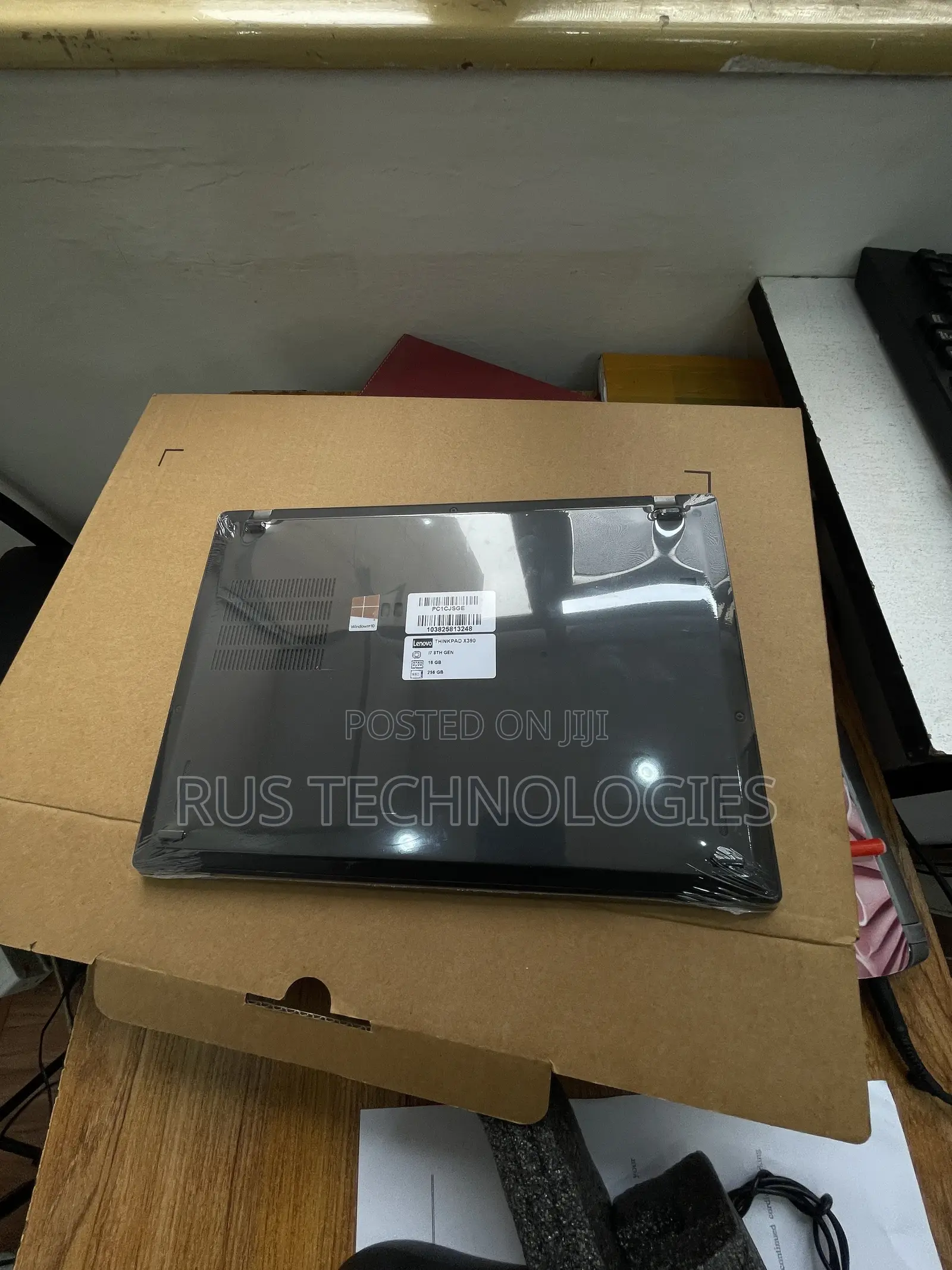 New Laptop Lenovo ThinkPad X13 Gen 2 16GB Intel Core i7 SSD 256GB