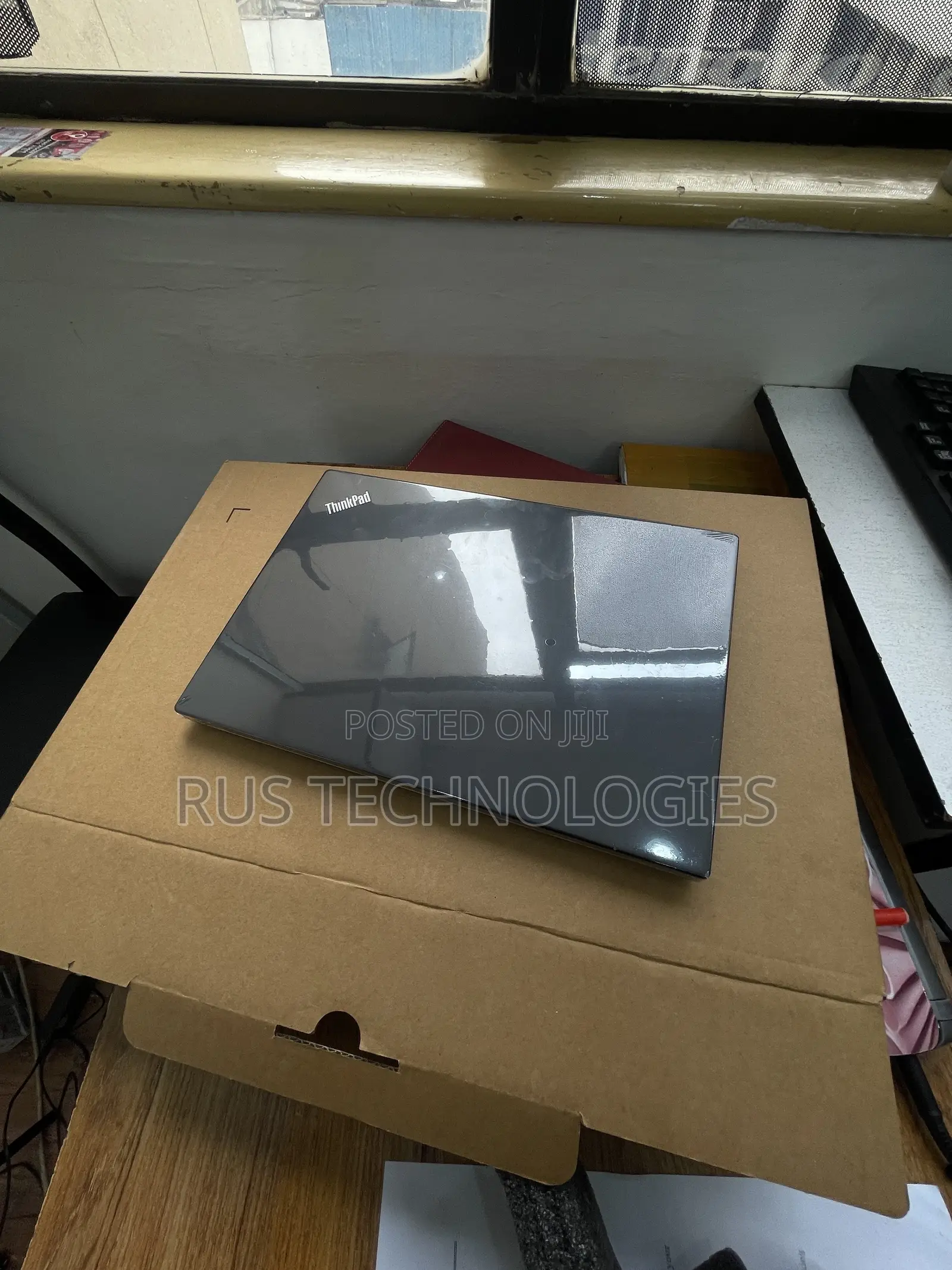 New Laptop Lenovo ThinkPad X13 Gen 2 16GB Intel Core i7 SSD 256GB
