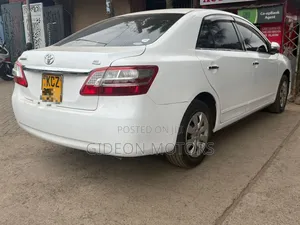 Toyota Premio 2013 White