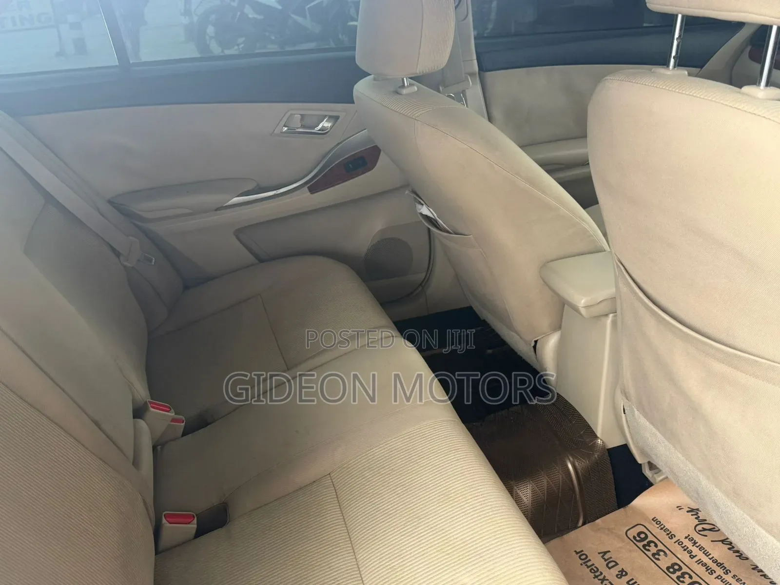 Toyota Premio 2013 White