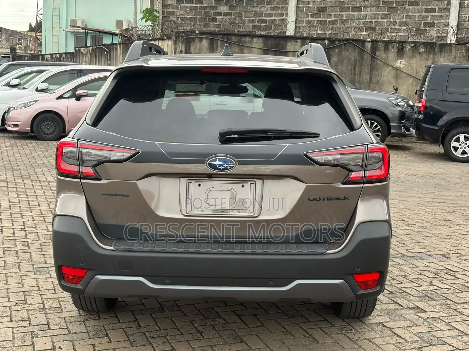 Subaru Outback 2022 Brown