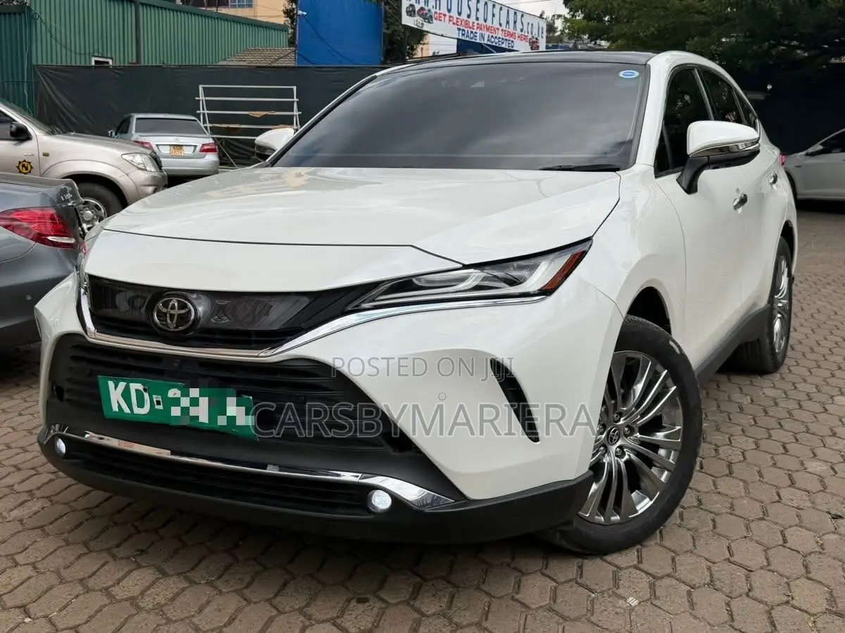 Toyota Harrier 2.0 2020 White