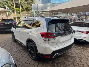 Subaru Forester 2020 White