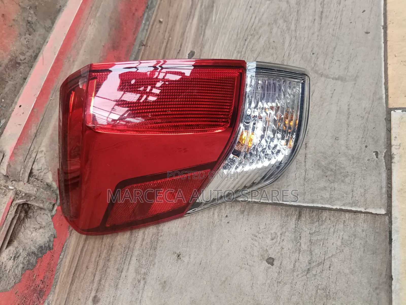 Tailight Subaru Sk 9