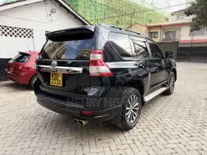 Toyota Land Cruiser Prado 2014 Black