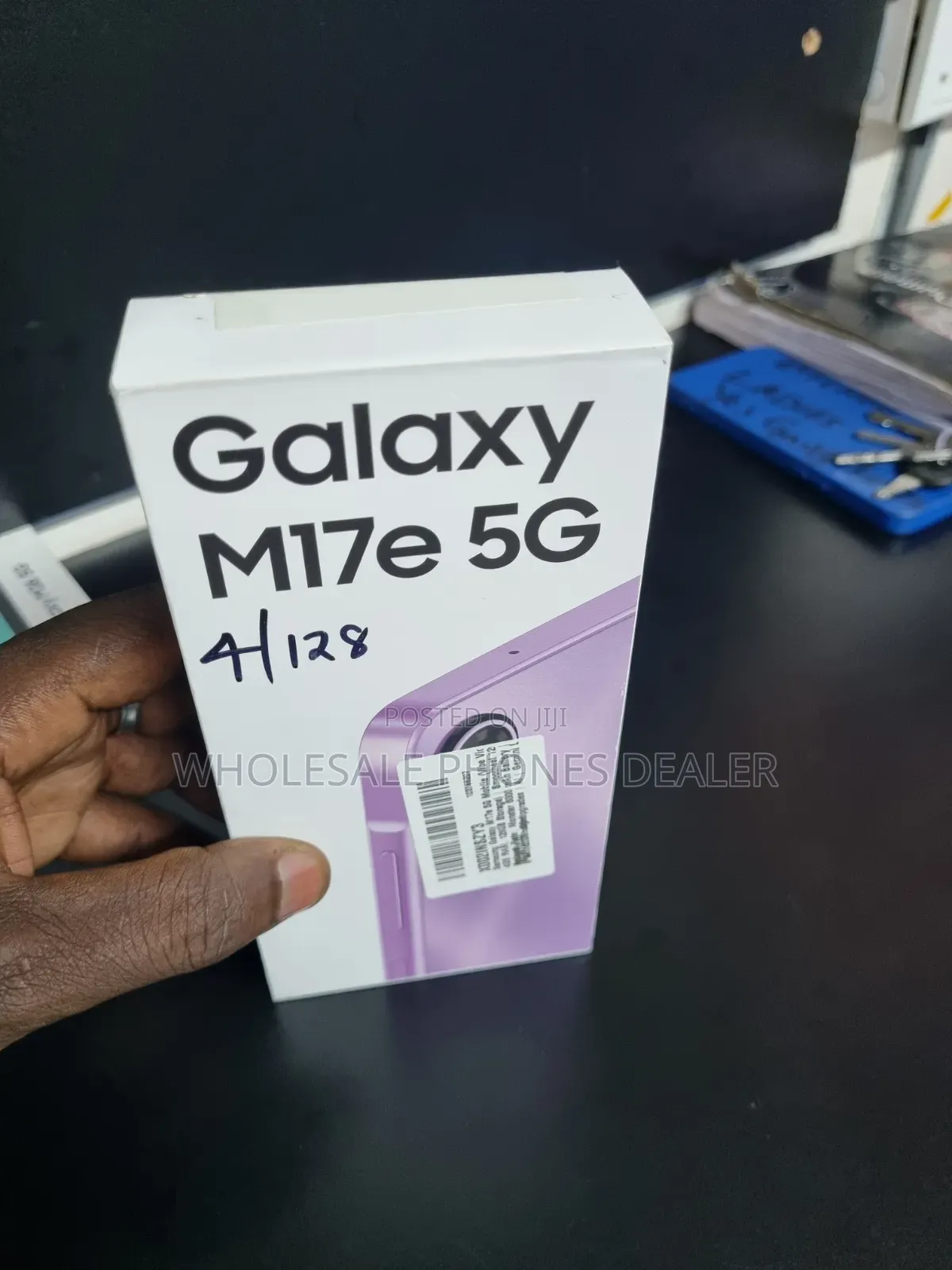 New Samsung Galaxy M17 5G 128 GB Purple