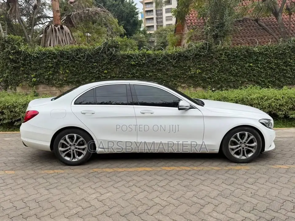 Mercedes-Benz C200 2016 White