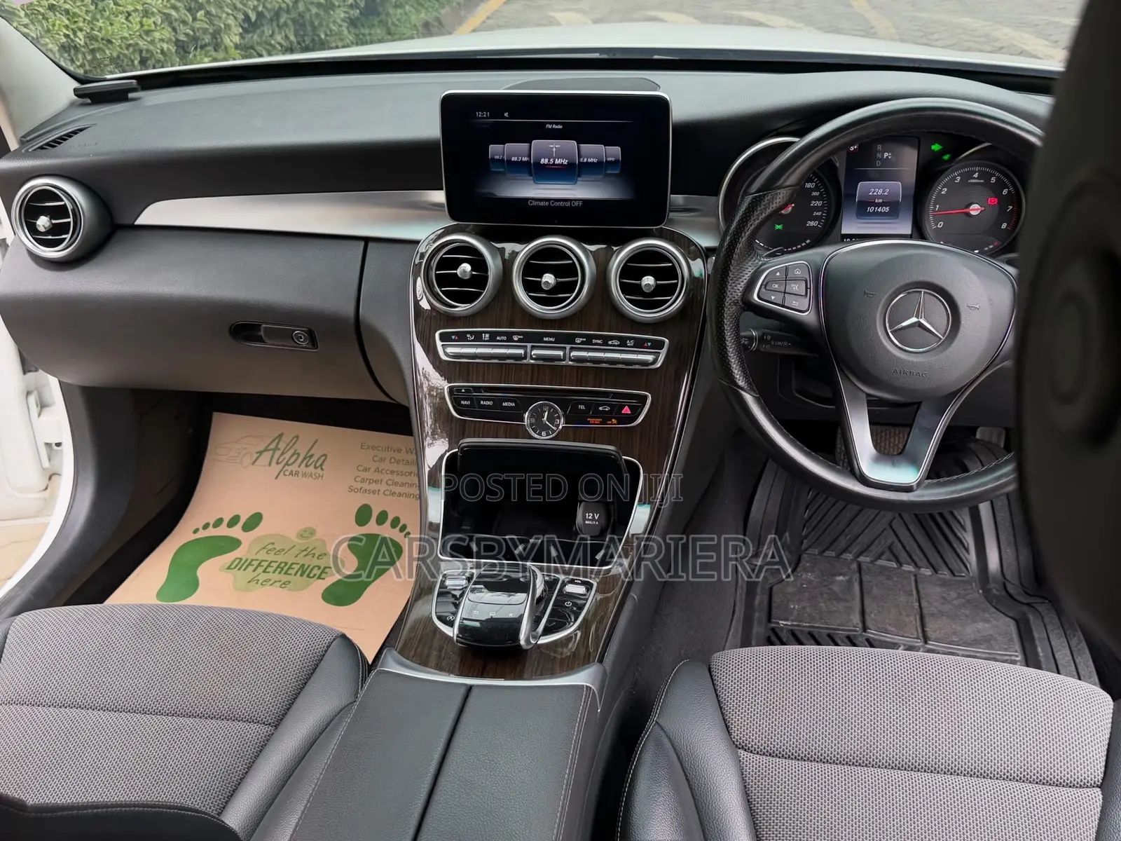 Mercedes-Benz C200 2016 White