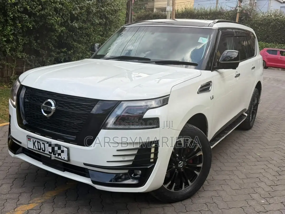 Nissan Patrol 2015 White