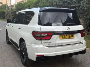Nissan Patrol 2015 White