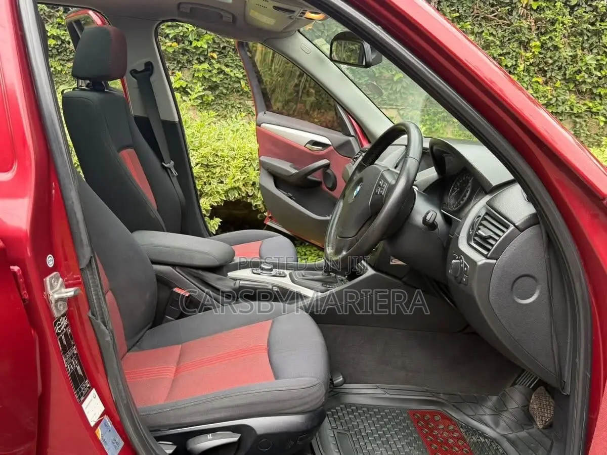 BMW X1 2011 Red