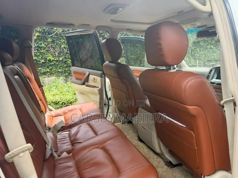 Toyota Land Cruiser Cygnus 4.7 2005 White