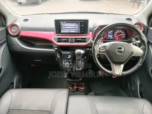 Daihatsu Cast 2020 Silver