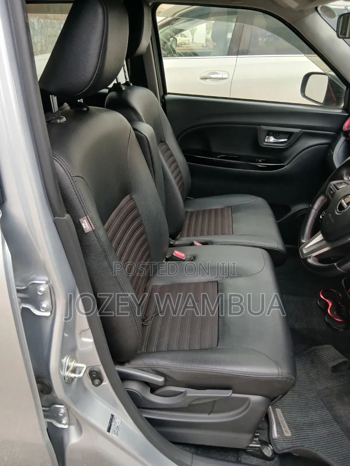 Daihatsu Cast 2020 Silver