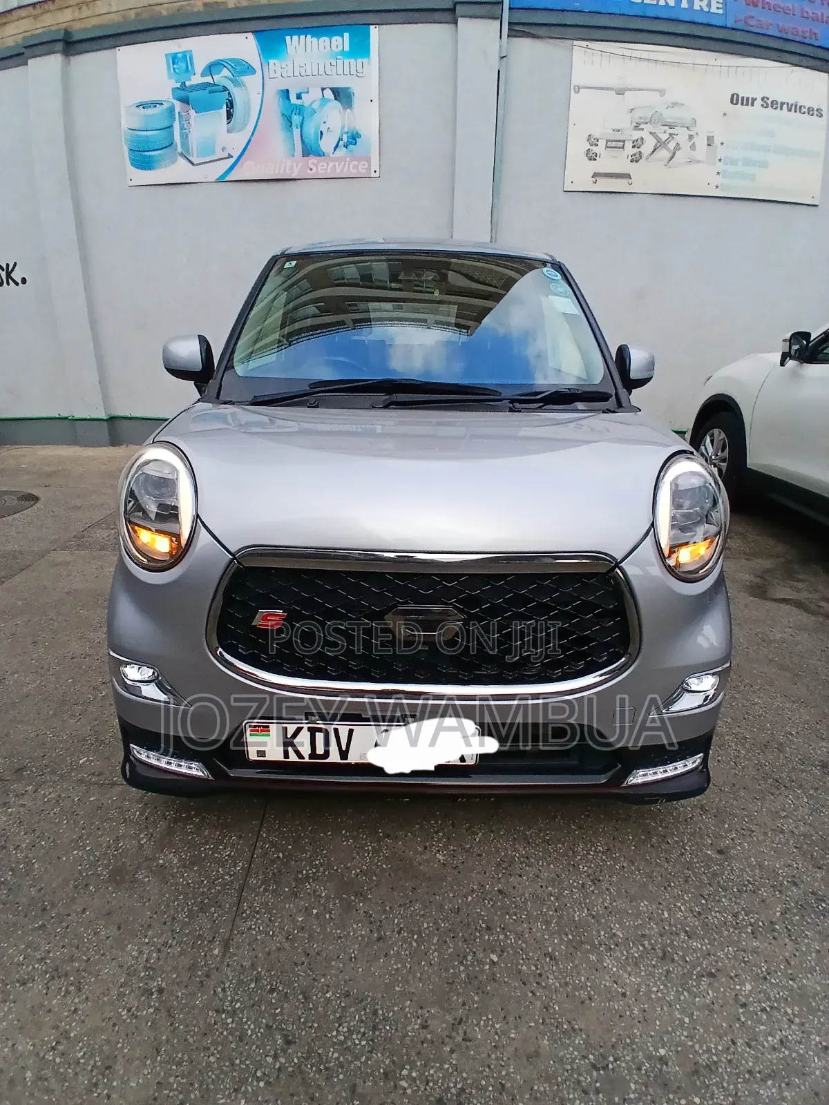 Daihatsu Cast 2020 Silver