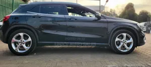 Mercedes-Benz A-Class 2019 Black