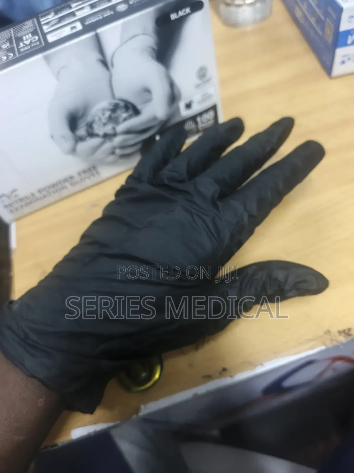 Nitrile Black Gloves