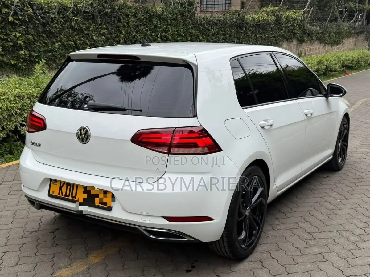 Volkswagen Golf 2018 White