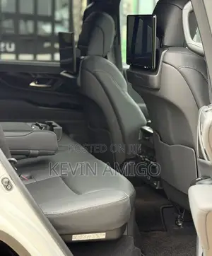 Lexus LX 600 2022 White