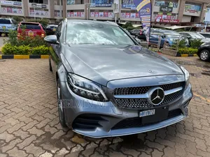 Mercedes-Benz C180 2019 Gray