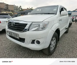 Toyota Hilux 2012 White