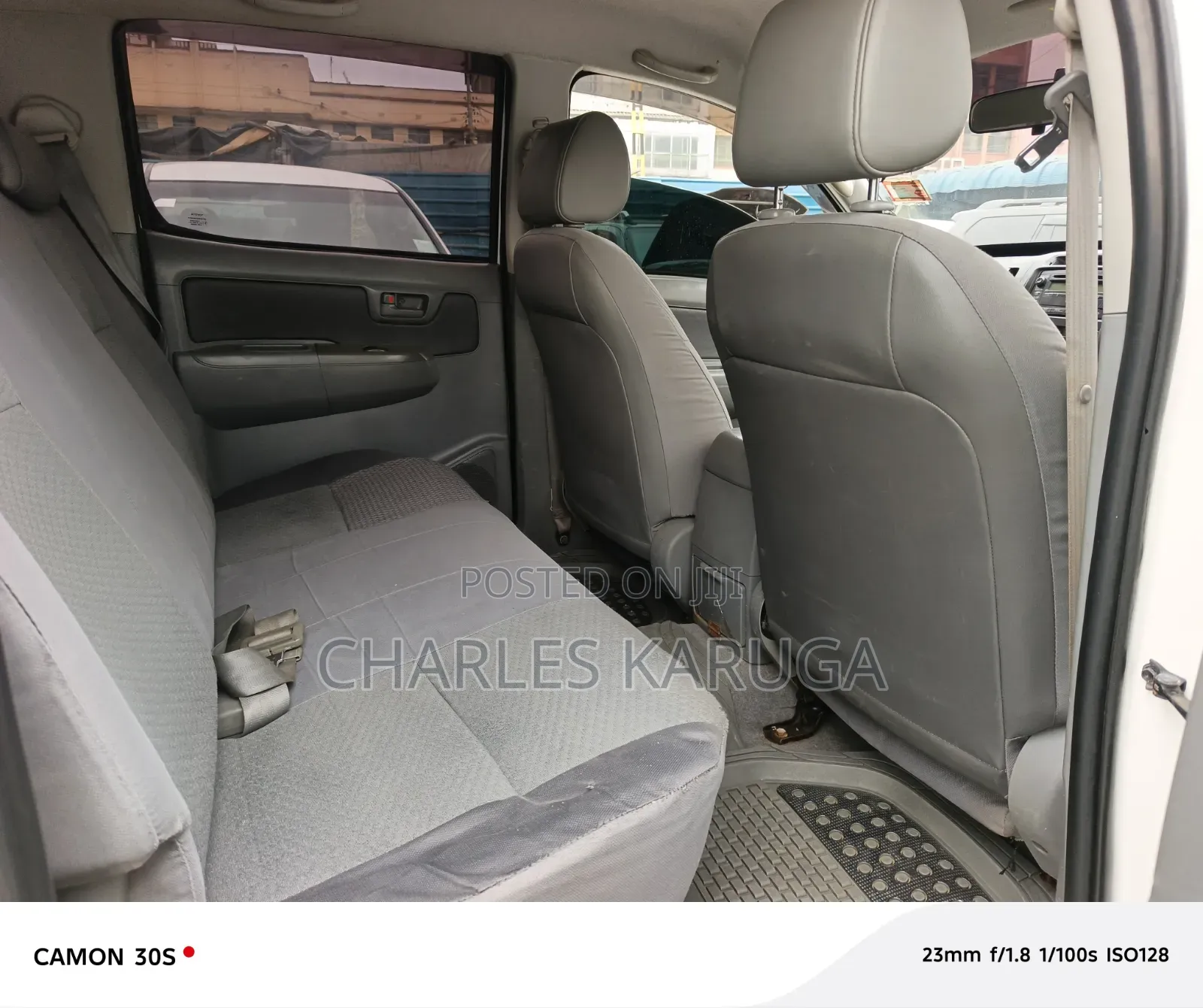 Toyota Hilux 2012 White