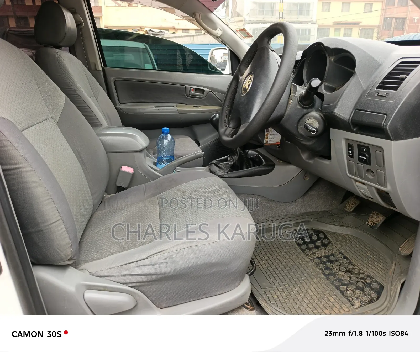 Toyota Hilux 2012 White