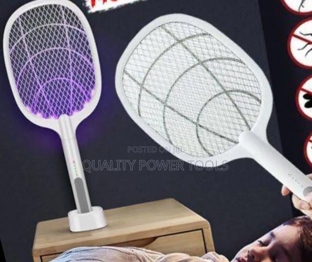 2-in-1 Electric Mosquito Swatter That Functions As Both A Handhelds - thumbnail 2