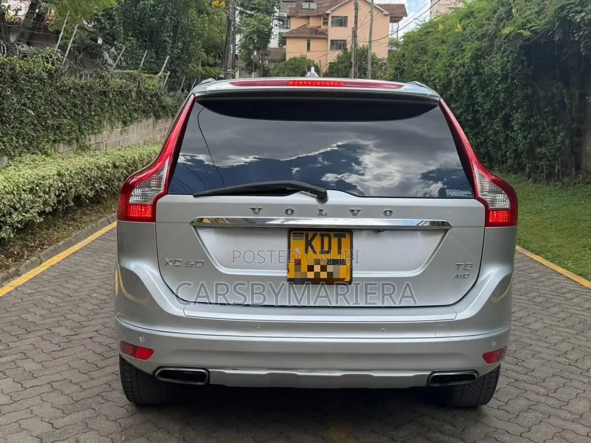 Volvo XC60 T5 AWD 2016 Silver