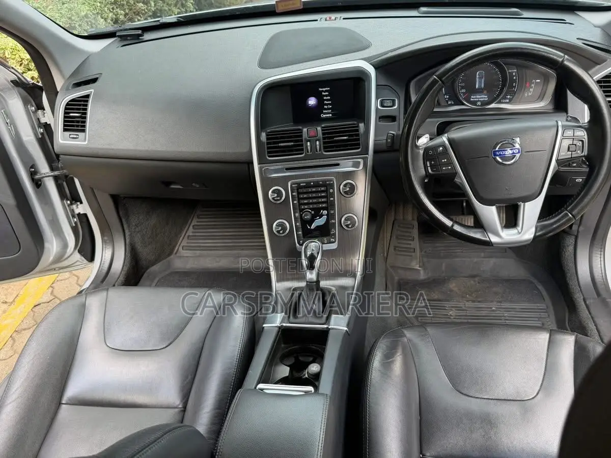 Volvo XC60 T5 AWD 2016 Silver