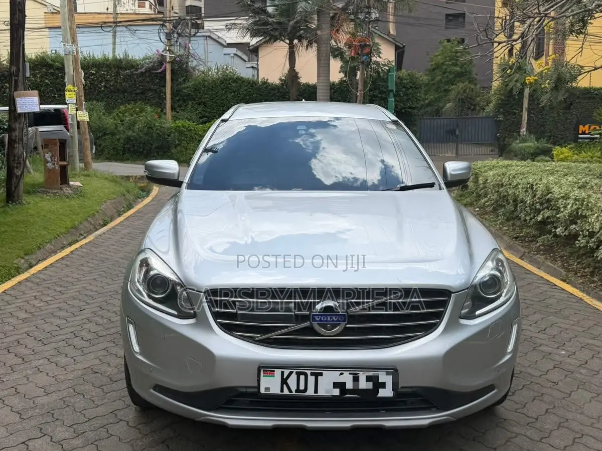 Volvo XC60 T5 AWD 2016 Silver
