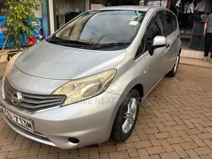 Nissan Note 2012 Silver