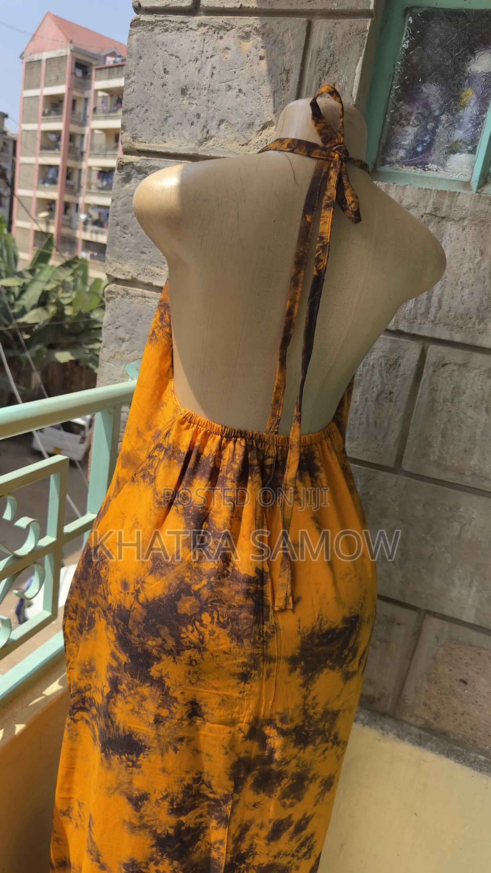 Backless Deras