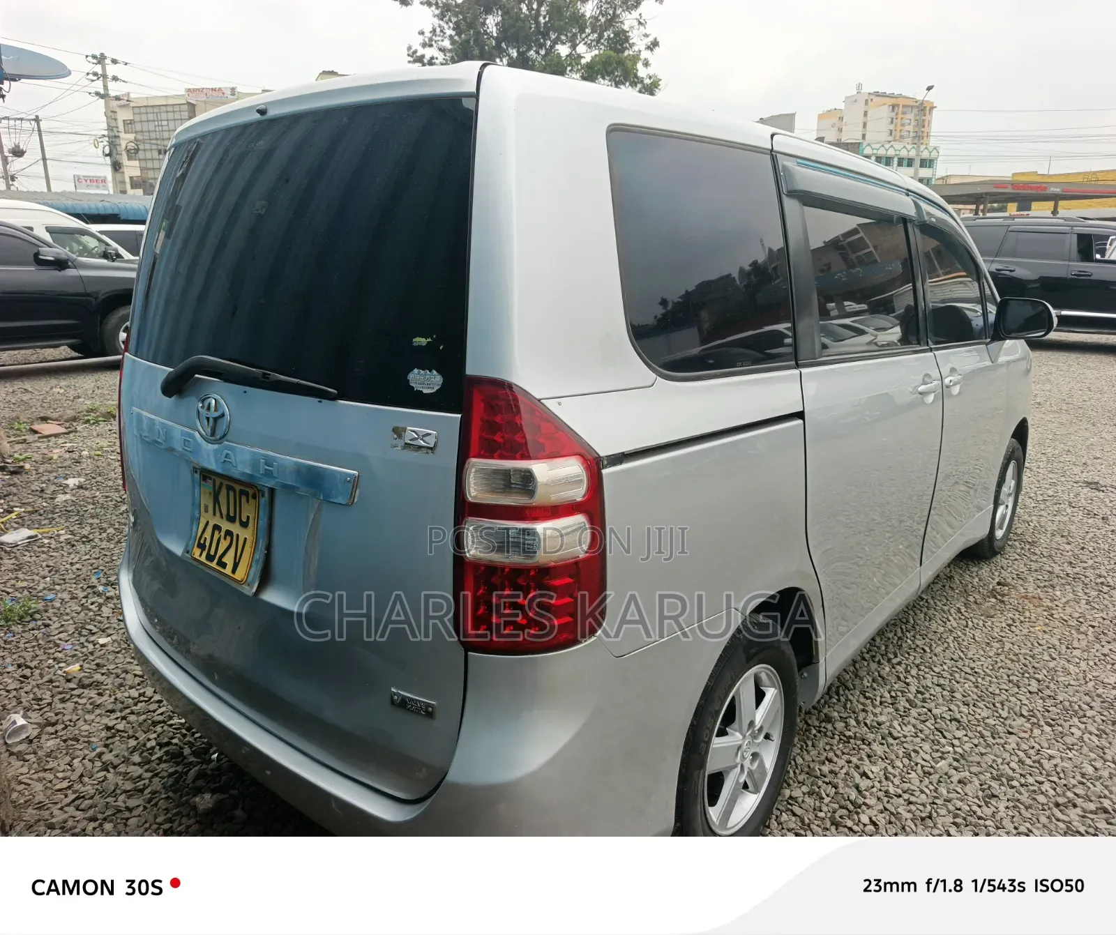 Toyota Noah 2014 Silver