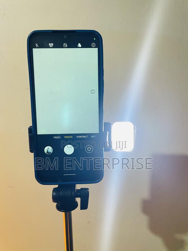 Best Quality Selfie Stick With Led Light - main view