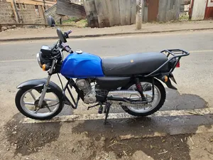 Honda CB 2023 Blue