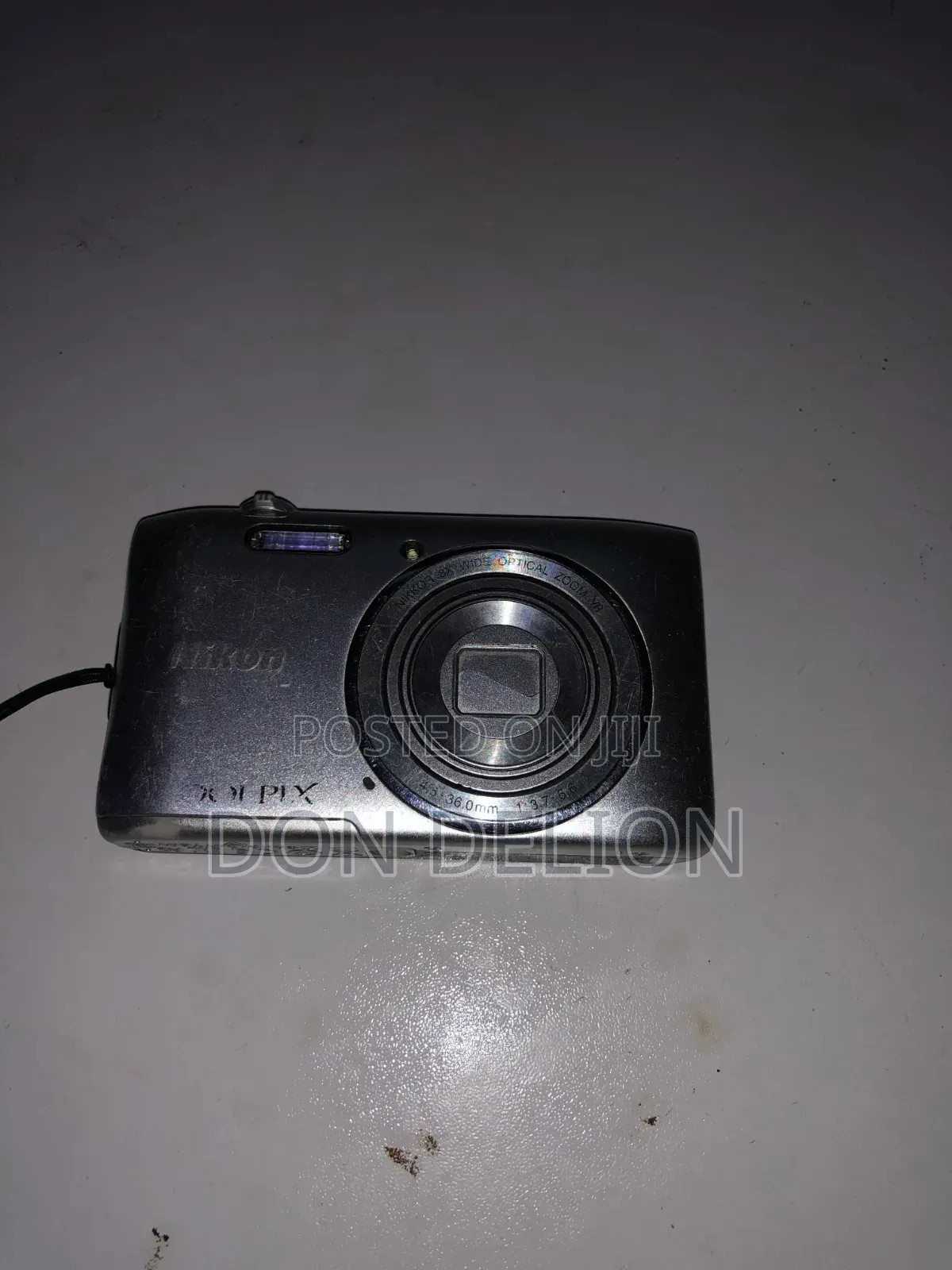 Nixon Camera
