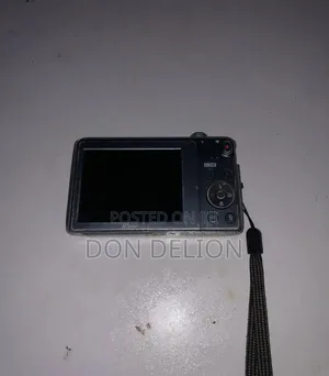 Nixon Camera