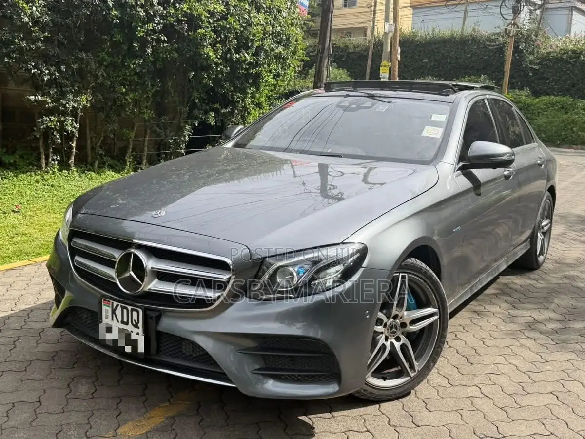 Mercedes-Benz E350e 2017 Silver