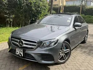 Mercedes-Benz E350e 2017 Silver