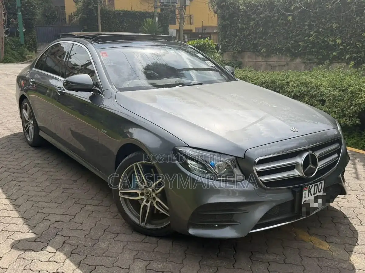 Mercedes-Benz E350e 2017 Silver