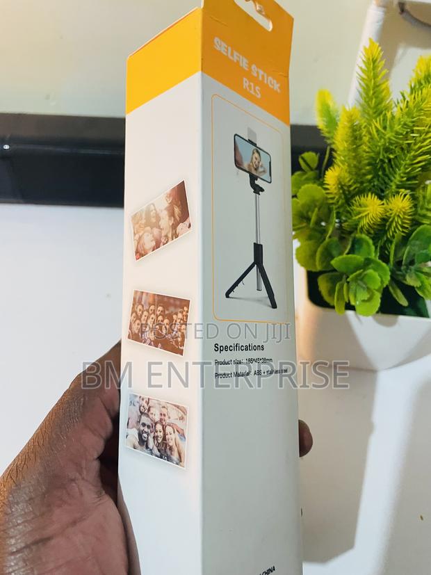 New Selfie Stick - thumbnail 2
