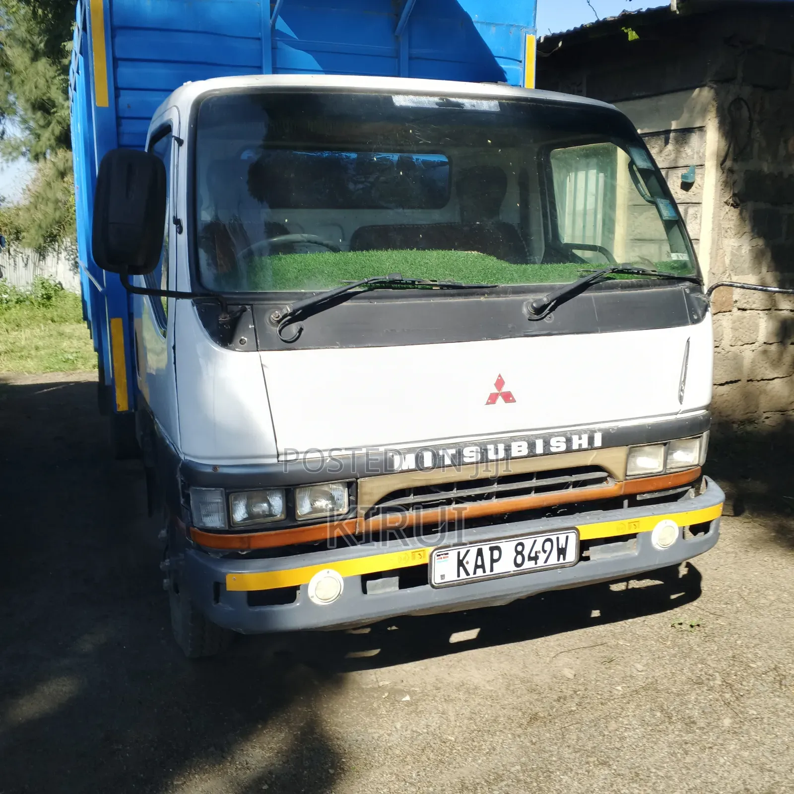 Mitsubishi Canter