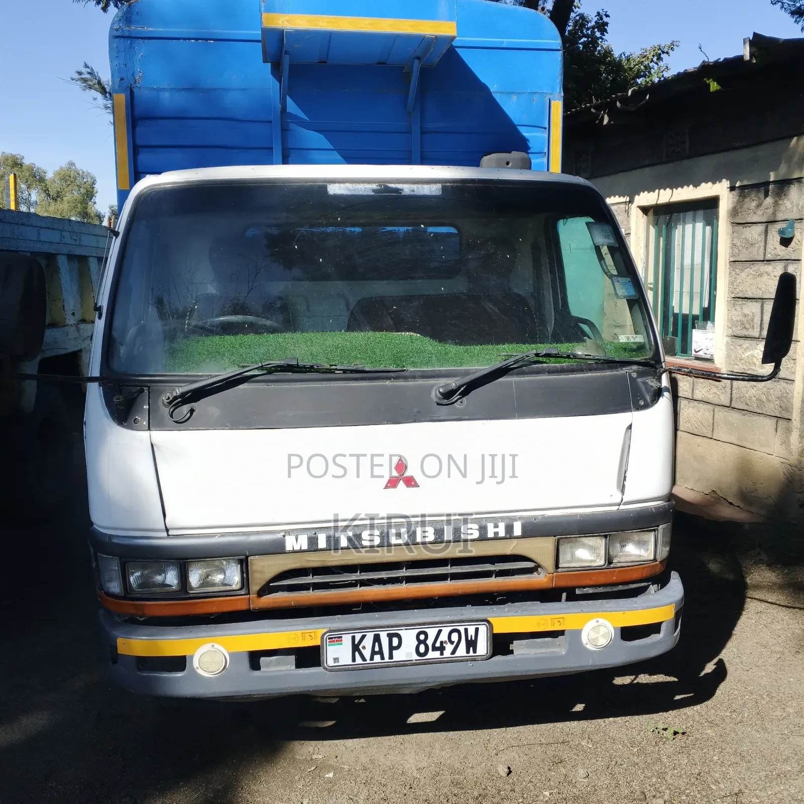 Mitsubishi Canter