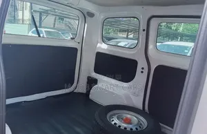 Nissan NV200 2017 White