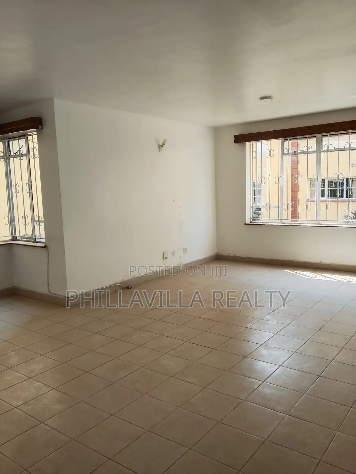 3bdrm Apartment in Raphta Road Area for rent