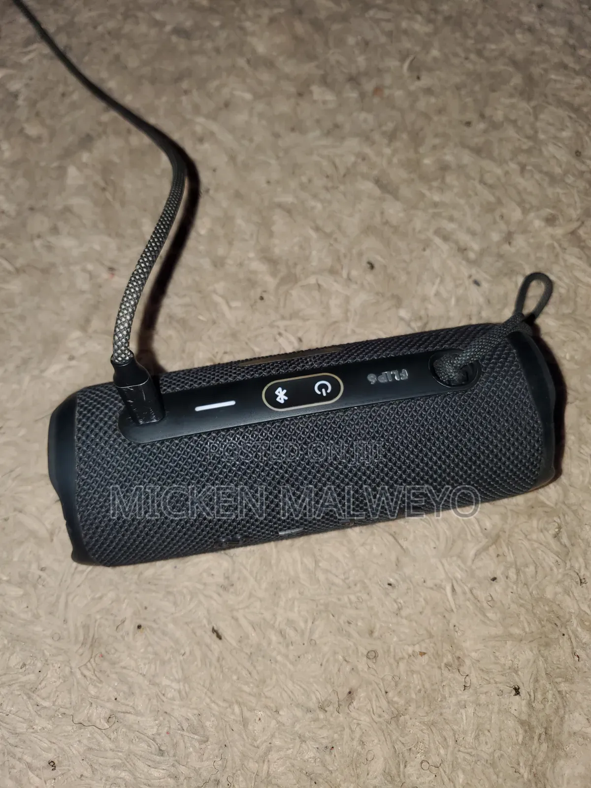 JBL Flip 6 in Perfect Condition